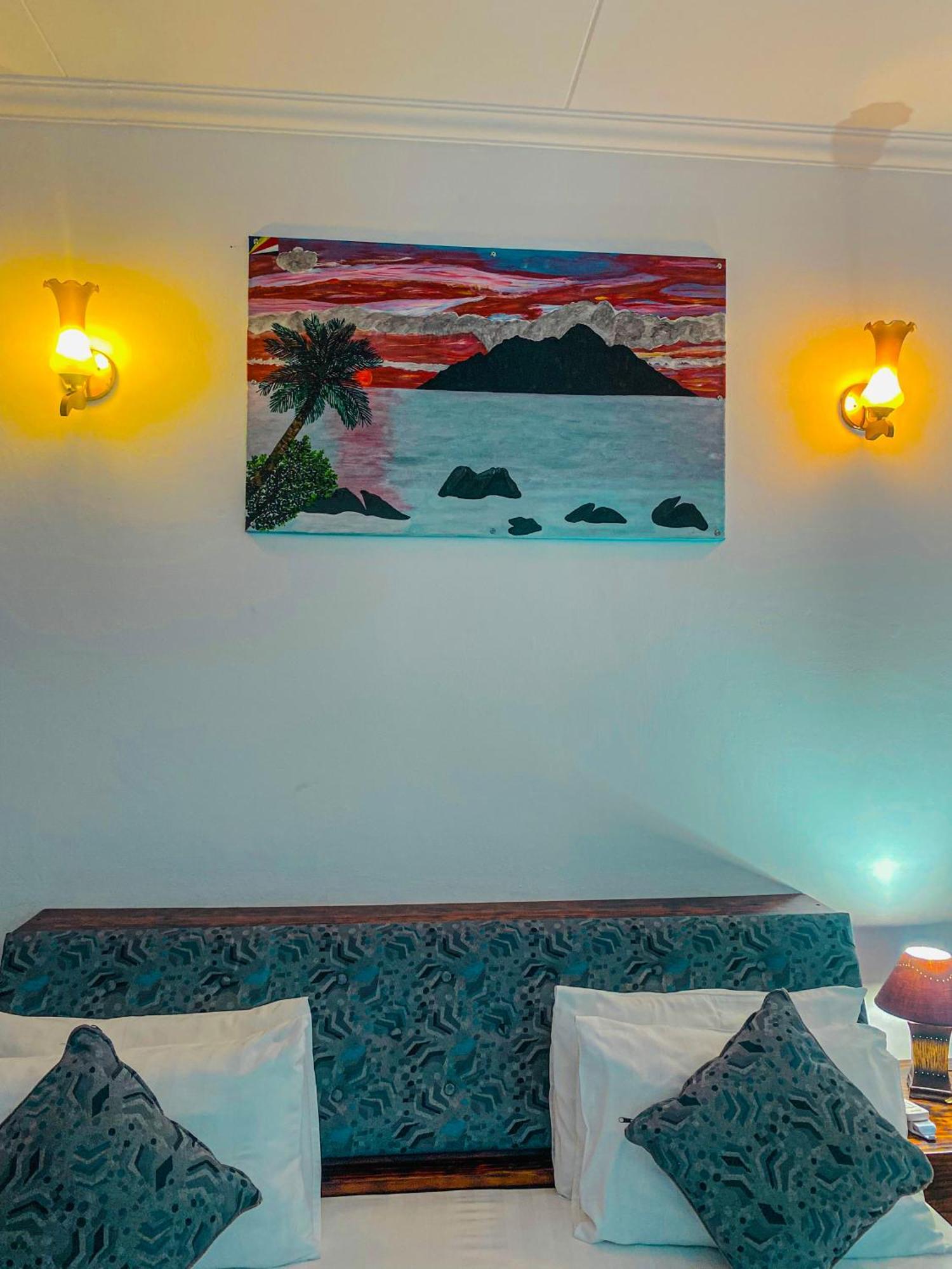 Divers Lodge Guest House Бо Валон Екстериор снимка