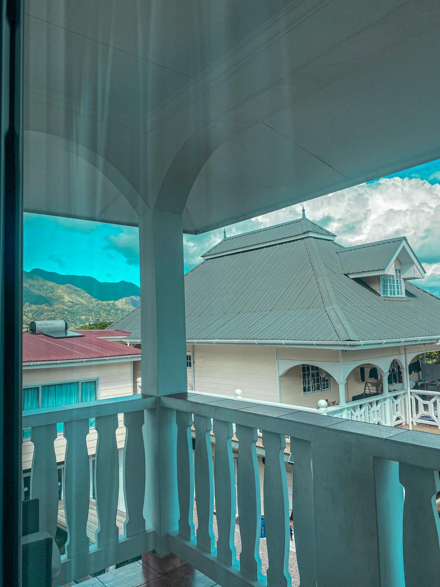 Divers Lodge Guest House Бо Валон Екстериор снимка