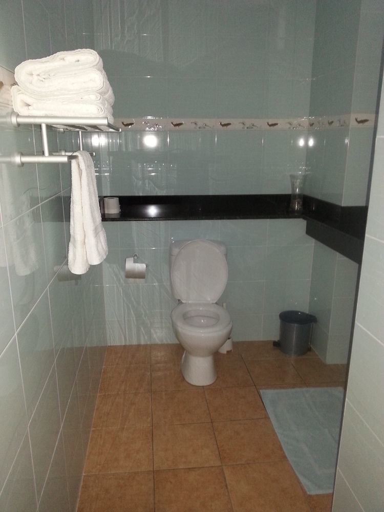 Divers Lodge Guest House Бо Валон Екстериор снимка